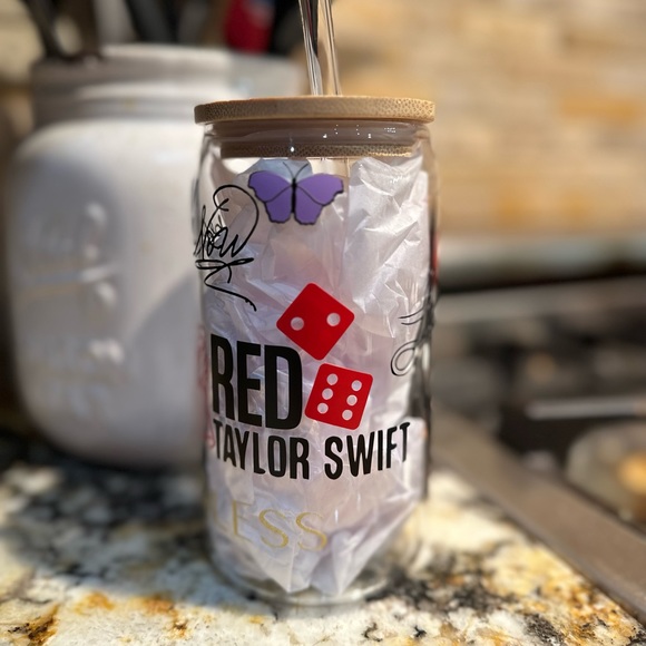 Taylor Swift Glass beer can - Picture 2 of 7